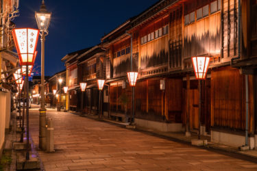 歴史情緒溢れる金沢の夜景巡りスポットはここ！旅レポ動画付きで解説
